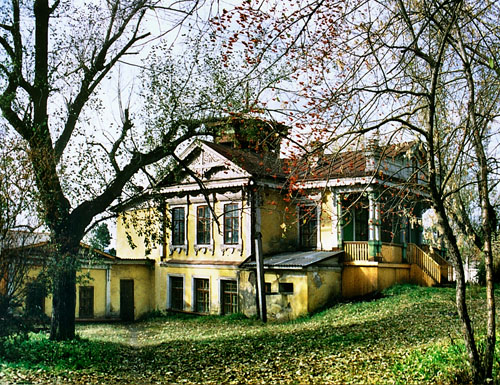 Демидовская дача. 2001. Фото Ю.Смирнов